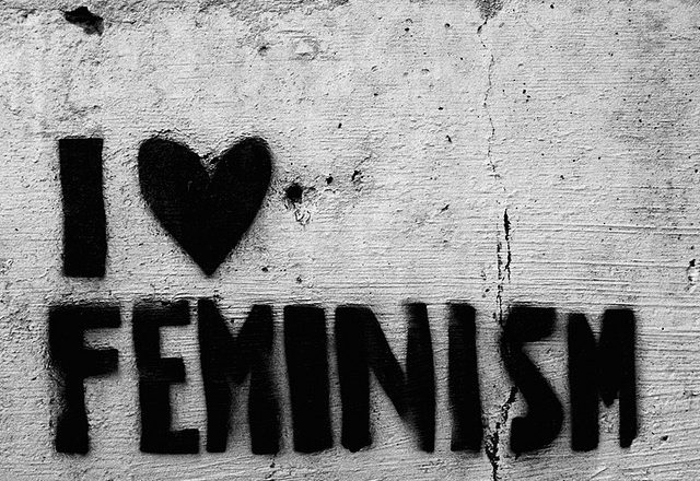 Picture of graffiti that says "I Heart Feminism"
