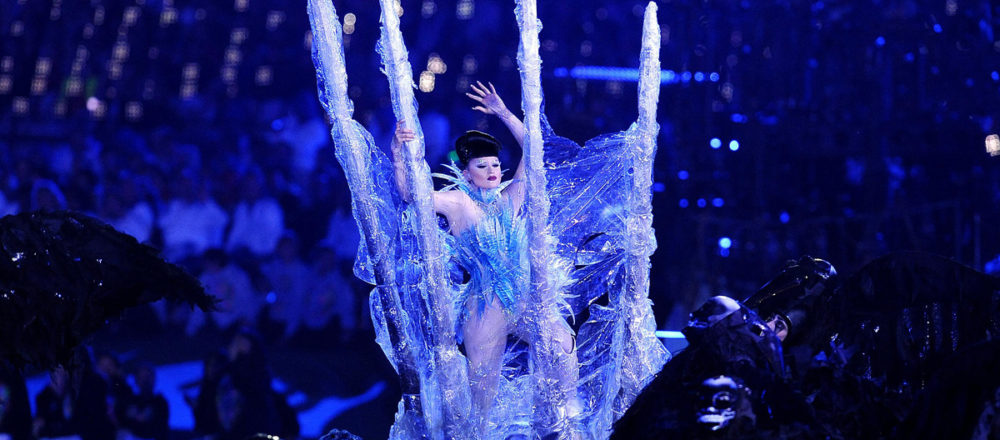 Photo of Viktoria Modesta performing as the Ice Queen at the 2012 London Paralympics